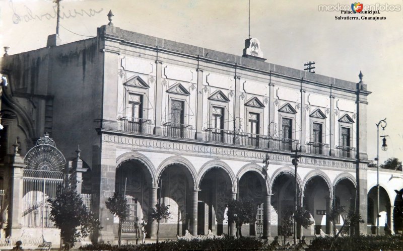 Fotos de Salvatierra, Guanajuato: Palacio Municipal. Salvatierra, Guanajuato.