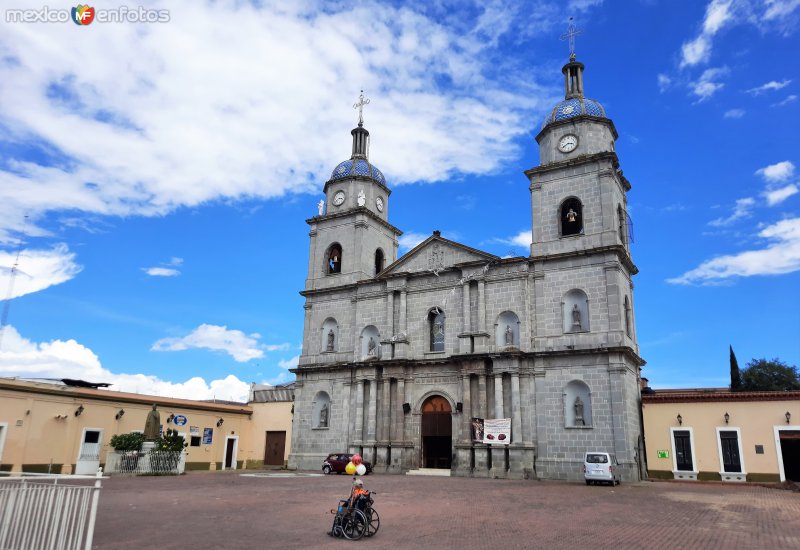 Fotos de Tuxpan, Jalisco: Parroquia de San Juan Bautista