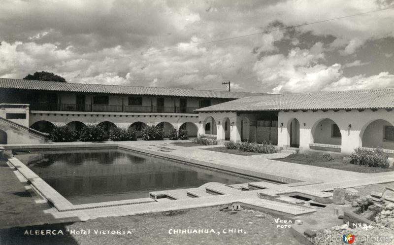 Fotos de Chihuahua, Chihuahua: Alberca del Hotel Victoria