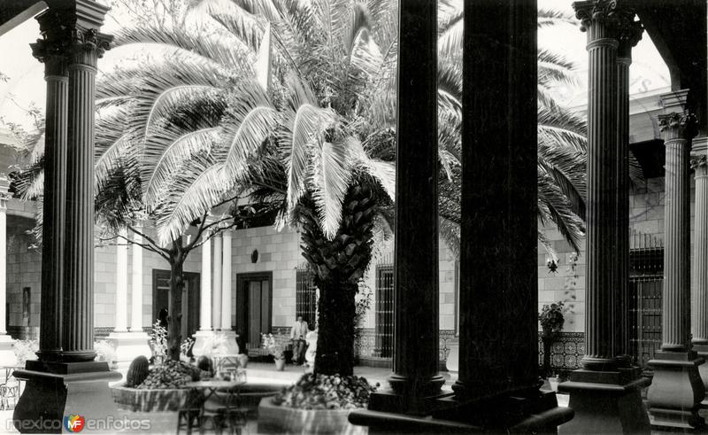 Fotos de Saltillo, Coahuila: Patio del hotel Casa Colonial