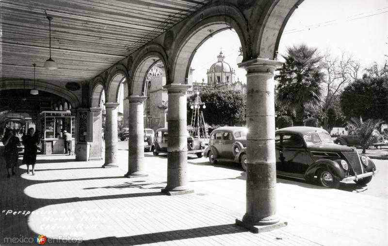 Fotos de Morelia, Michoacán: Perspectiva del Portal Hidalgo