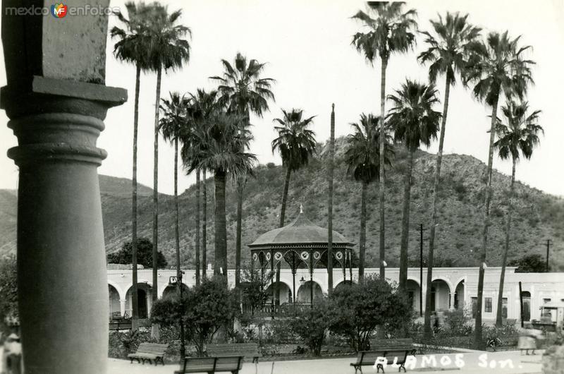 Fotos de Alamos, Sonora: Plaza Principal de Álamos