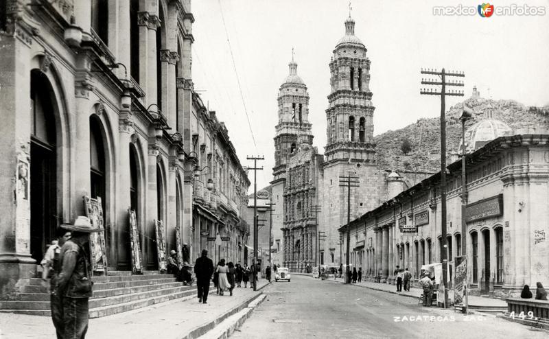 Fotos de Zacatecas, Zacatecas: Avenida Hidalgo y Catedral de Zacatecas