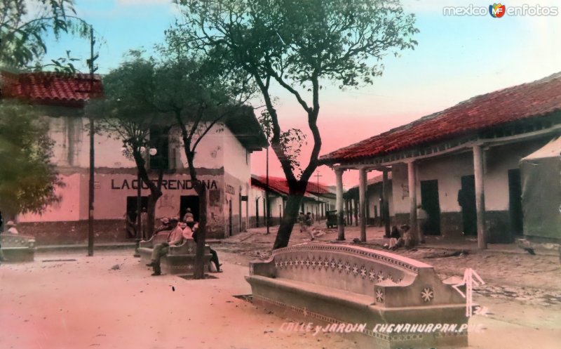 Fotos de Chignahuapan, Puebla: Calle  y Jardin.