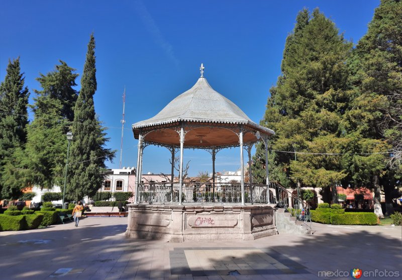 Fotos de San José Iturbide, Guanajuato: Quiosco en la Plaza Principal