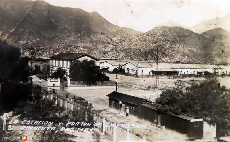 Fotos de Durango, Durango: La Estacion y porton de la fabrica Dinamita.