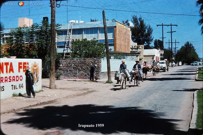 Fotos de Irapuato, Guanajuato: Escena callejera de Irapuato 1959 .