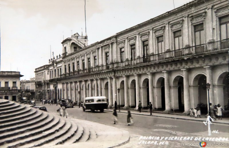 Fotos de Xalapa, Veracruz: Palacio y escaleras de catedral.