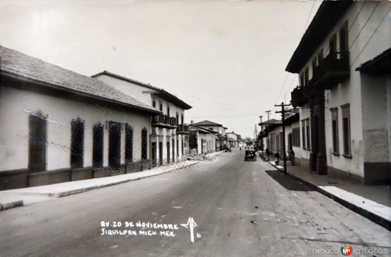 Fotos de Jiquilpan, Michoacán: Avenida 20 de Noviembre.