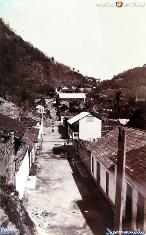 Fotos de Manzanillo, Colima: Una calle.