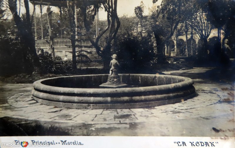 Fotos de Morelia, Michoacán: Plaza Principal.