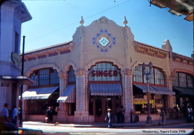 Fotos de Monterrey, Nuevo León: Tienda Singer 1950.