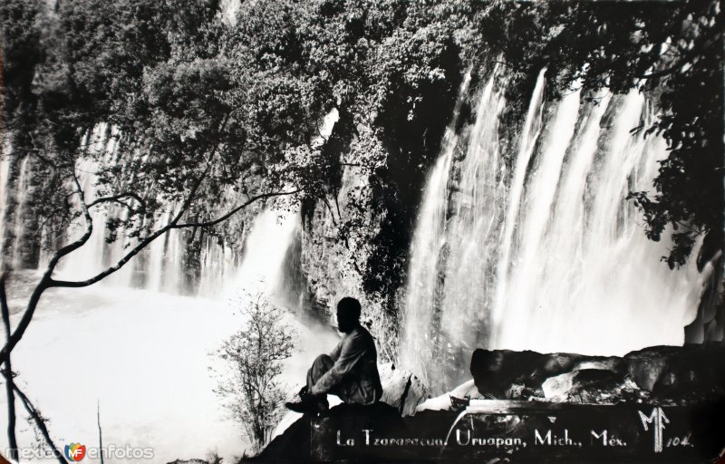 Fotos de Uruapan, Michoacán: Cascada La Zaracua.