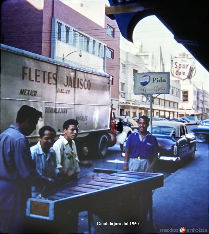 Fotos de Guadalajara, Jalisco: Escena callejera 1950.