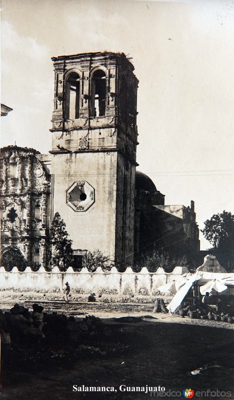 Fotos de Salamanca, Guanajuato: La Parroquia. ( Circulada el 23 de Noviembre de 1938 ).