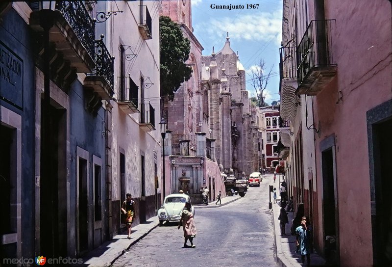 Fotos de Guanajuato, Guanajuato: Escena callejera  1967.