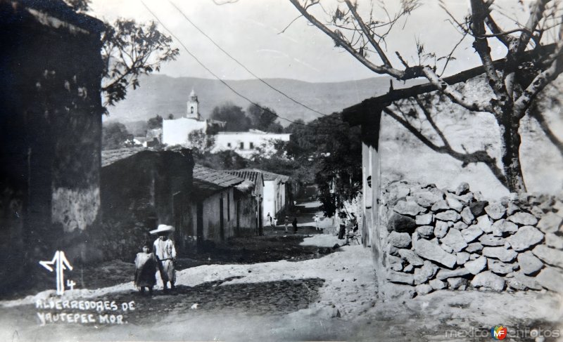 Fotos de Yautepec, Morelos: Alrededores de. ( Circulada el 13 de Julio de 1941 ).