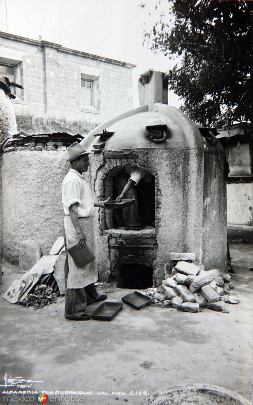 Fotos de Tlaquepaque, Jalisco: Una alfareria.