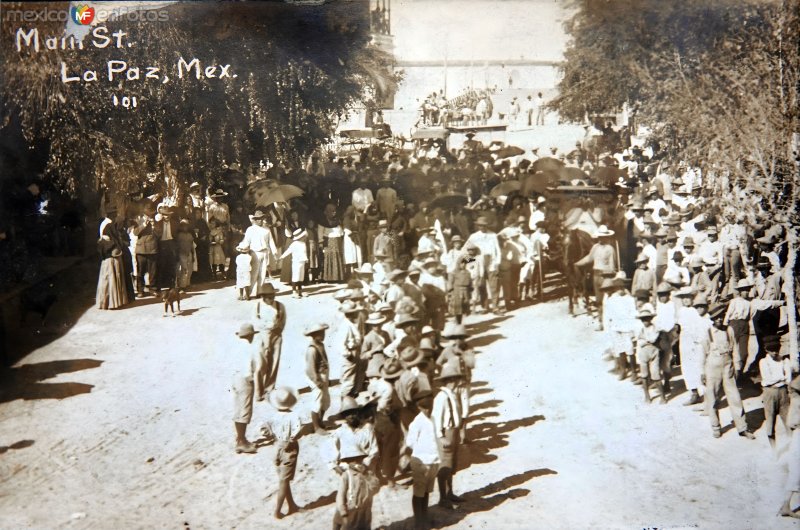 Fotos de La Paz, Baja California Sur: Calle principal.