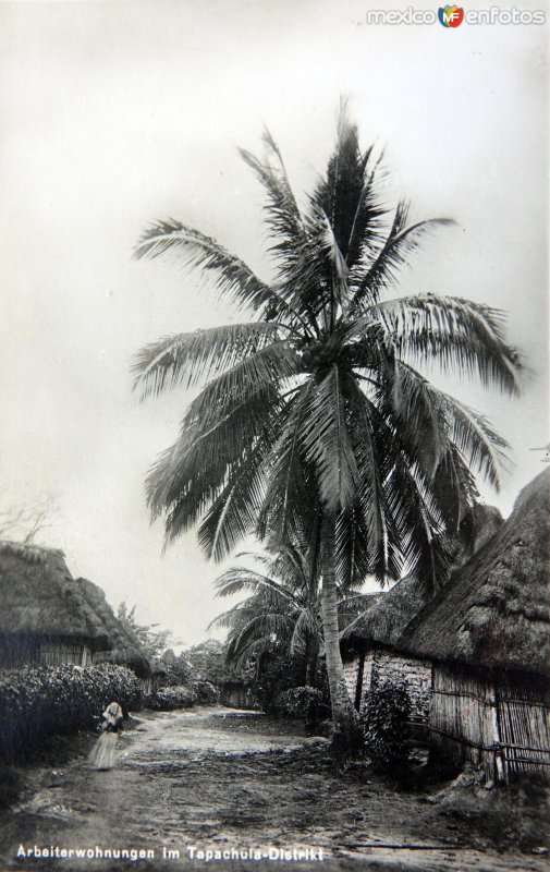 Fotos de Tapachula, Chiapas: Escena callejera. ( Circulada el 30 de Noviembre de 1935 ).