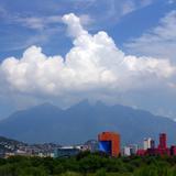 El Cerro de la Silla con sombrero de nube