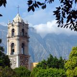 Campanario y Cerro de las Mitras