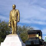 Monumento a Lázaro Cárdenas