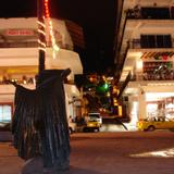 Malecón, escultura En Busqueda de la Razón