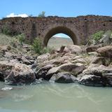 Salvando al puente del viejo camino real