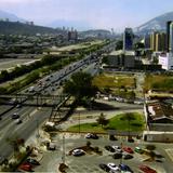 Av. Constitución y Río Santa Catarina. Monterrey, Nuevo León