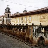 Barda atrial del templo del siglo XVI. Pátzcuaro, Michoacán