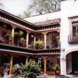 Arquitectura típica de las construcciones de Pátzcuaro, Michoacán. 2004