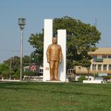 Monumento a Lazaro Cardenas (Palacio Mpal.)