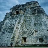 Pirámide del Adivino. Uxmal, Yucatán. 2003