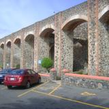 Los arcos del Acueducto de la Ex-hacienda Juriquilla. Siglo XVIII.