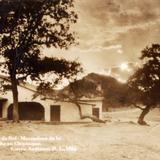 Salida del sol en el merendero de la montaña de Chipinque