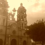 catedral en sepia