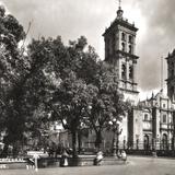 Jardín y Catedral de Puebla