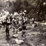 Bañistas en Xochimilco