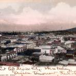 Vista panorámica de Puebla, con los volcanes al fondo