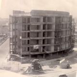 Construcción de un edificio (c. 1940)