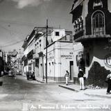 ESCENA CALLEJERA CALLE FRANCISCO I MADERO.