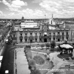 Plaza Armas y Palacio de Gobierno