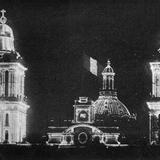 Iluminación de la catedral durante la celebración del Centenario