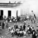 La quema de Judas, durante la Semana Santa (Bain News Service, sin fecha)