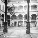 Patio del Hotel Iturbide (Bain News Service, c. 1910)