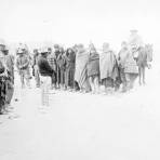 Soldados federales capturados durante la batalla de Ojinaga (Bain News Service, c. 1914)