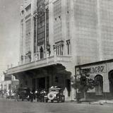 TEATRO ISAURO MARTINEZ