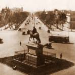 Paseo de la Reforma y monumento a Carlos IV