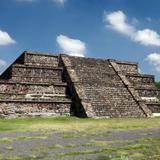 Edificios en la Plaza de la Luna